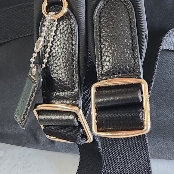 Coach F38288 Charlie Pebble Leather Backpack. - Picture 10 of 15